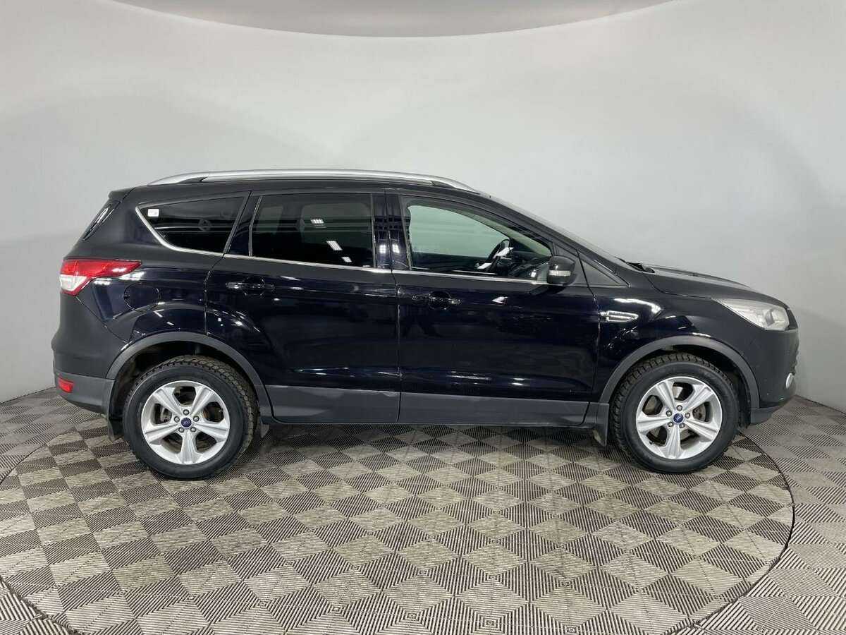 Ford Kuga 2013 года с пробегом. Фото: #3
