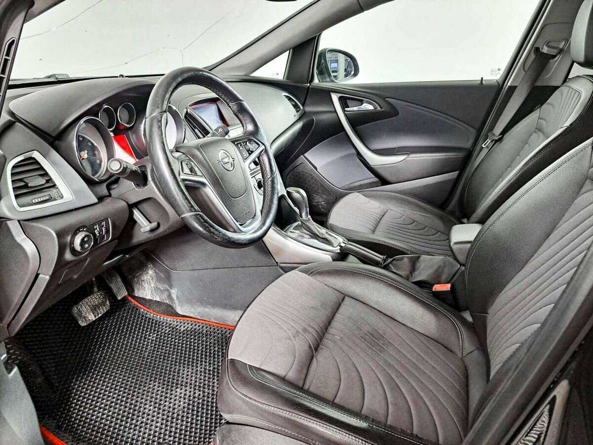 Opel Astra 2014 года с пробегом. Фото: #13
