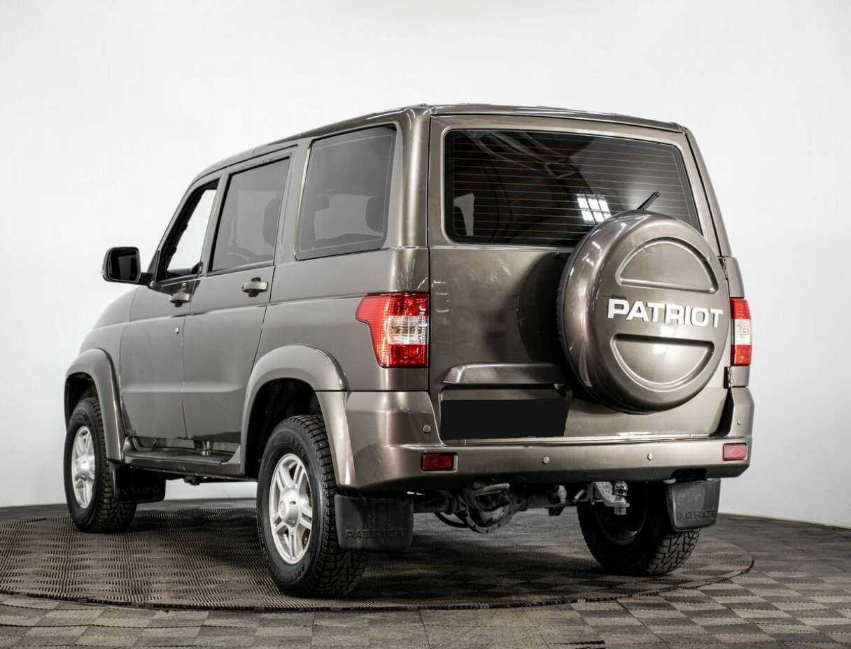 УАЗ Patriot 2017 года с пробегом. Фото: #3