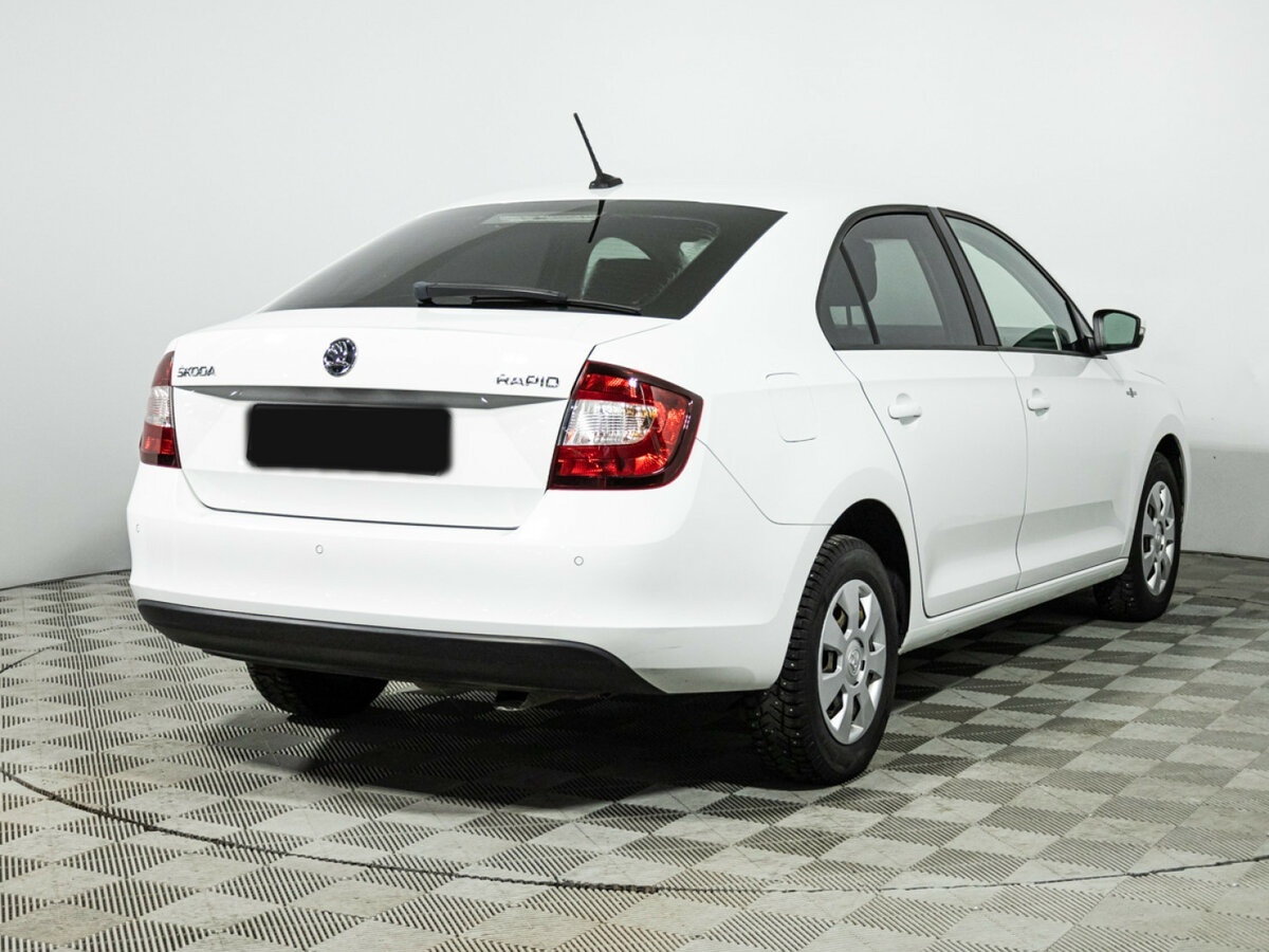 Skoda Rapid 2018 года с пробегом. Фото: #4
