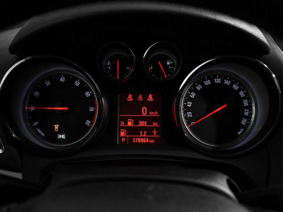 Opel Mokka 2013 года с пробегом. Фото: #17