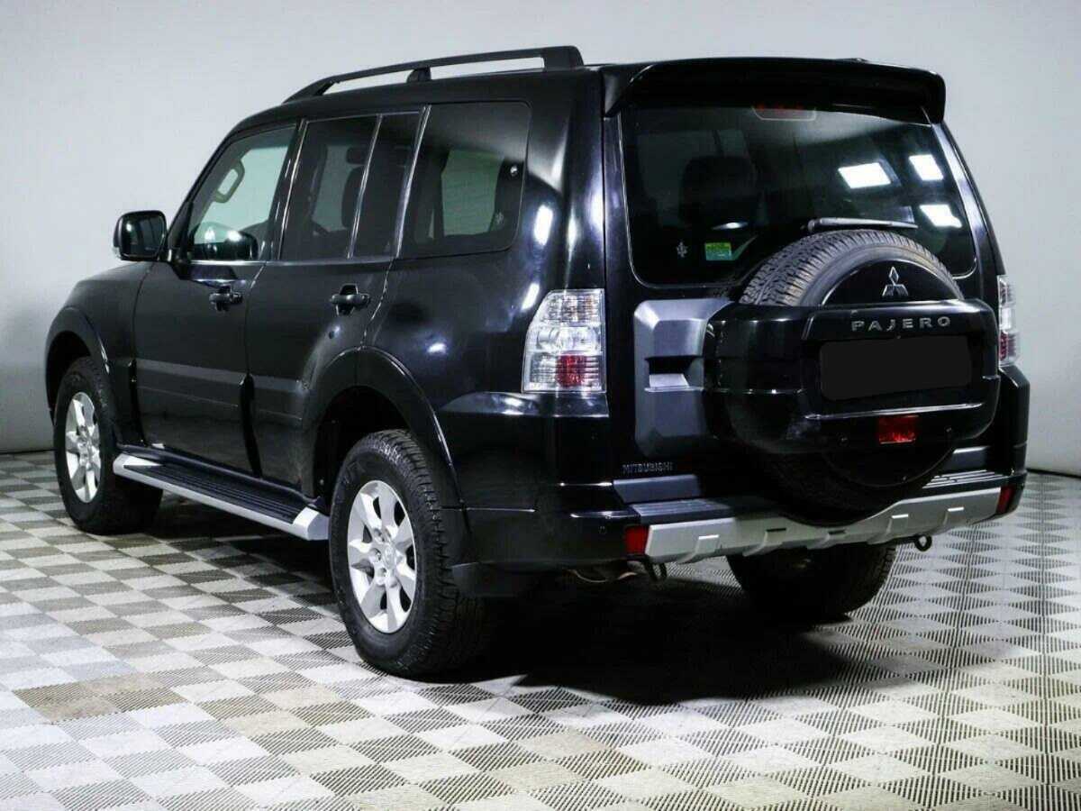 Mitsubishi Pajero 2013 года с пробегом. Фото: #5
