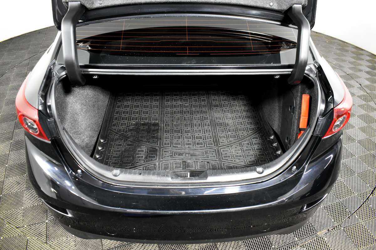 Mazda 3 2017 года с пробегом. Фото: #7