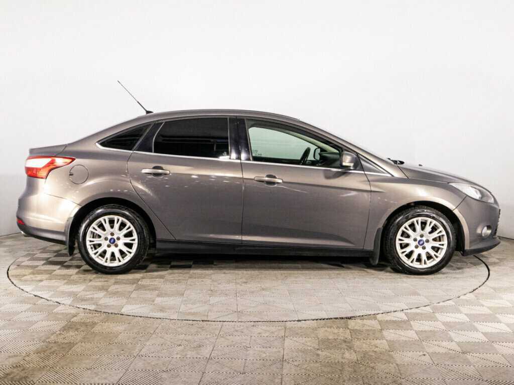 Ford Focus 2012 года с пробегом. Фото: #3