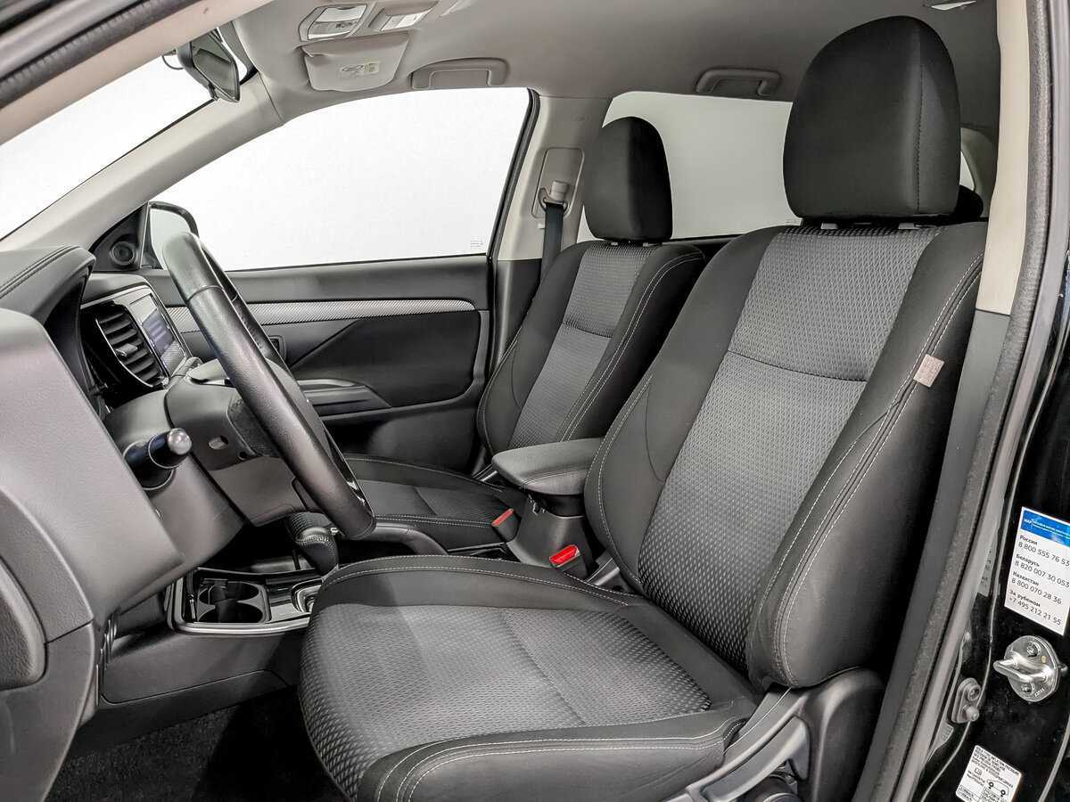 Mitsubishi Outlander 2018 года с пробегом. Фото: #17