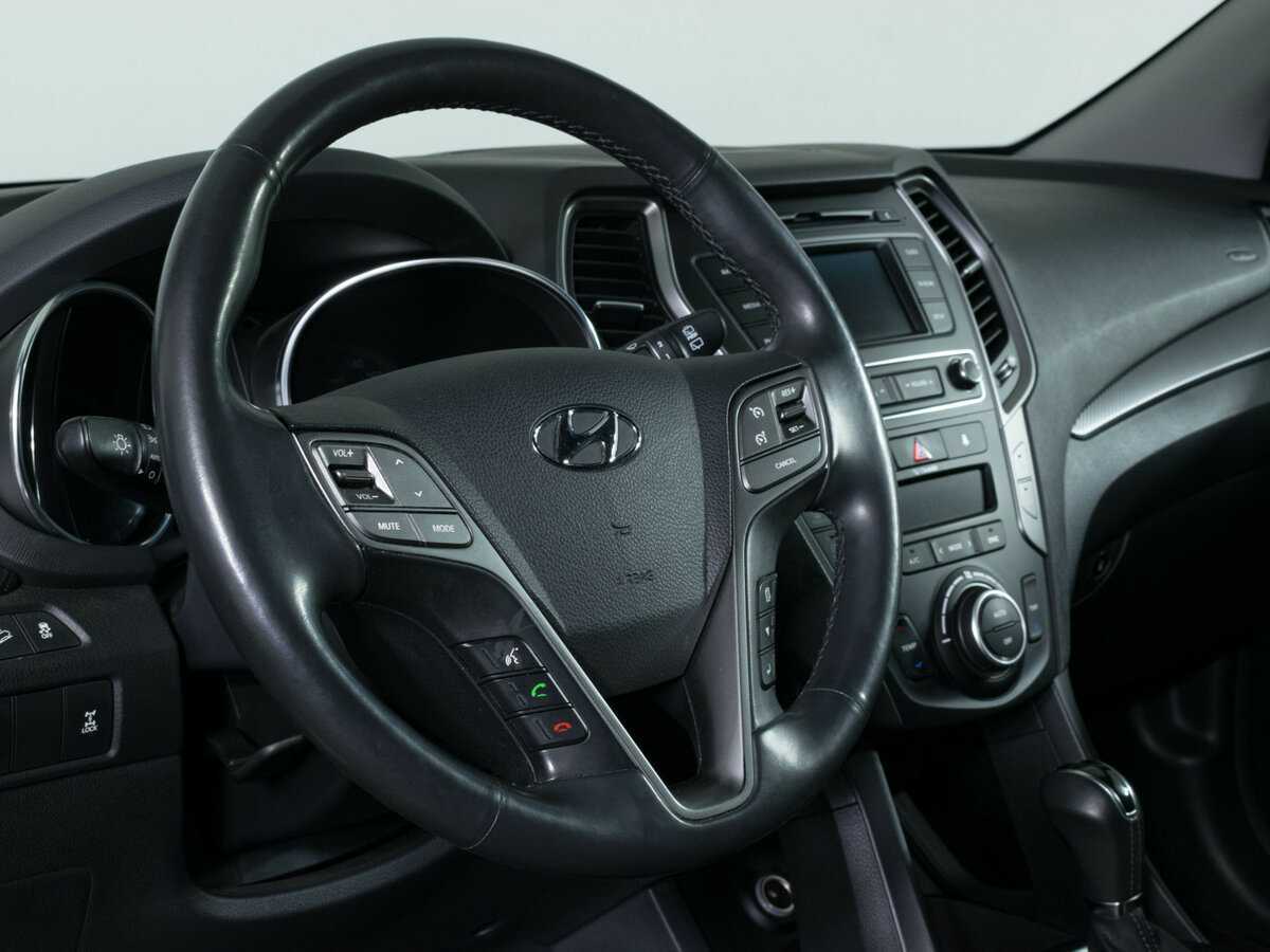 Hyundai Santa Fe 2017 года с пробегом. Фото: #11
