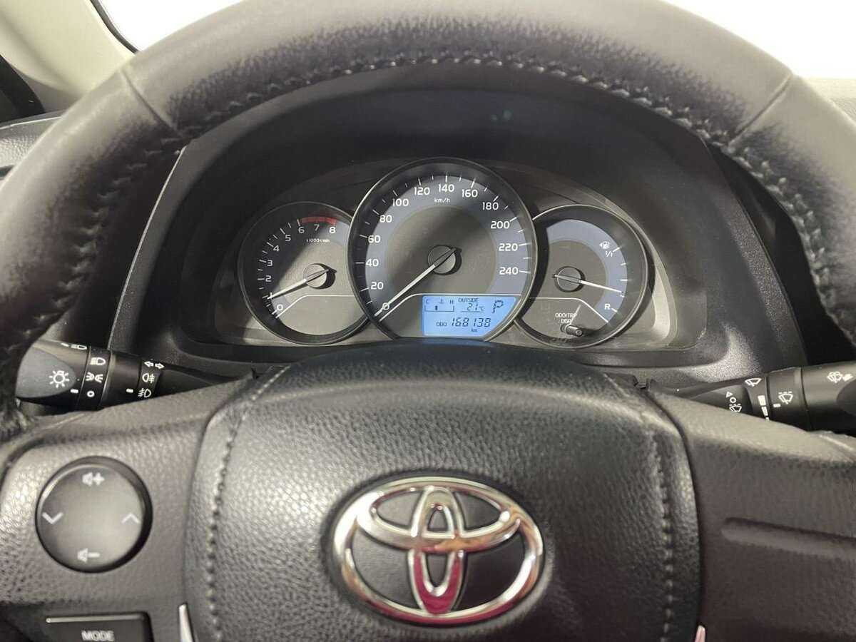 Toyota Corolla 2017 года с пробегом. Фото: #10