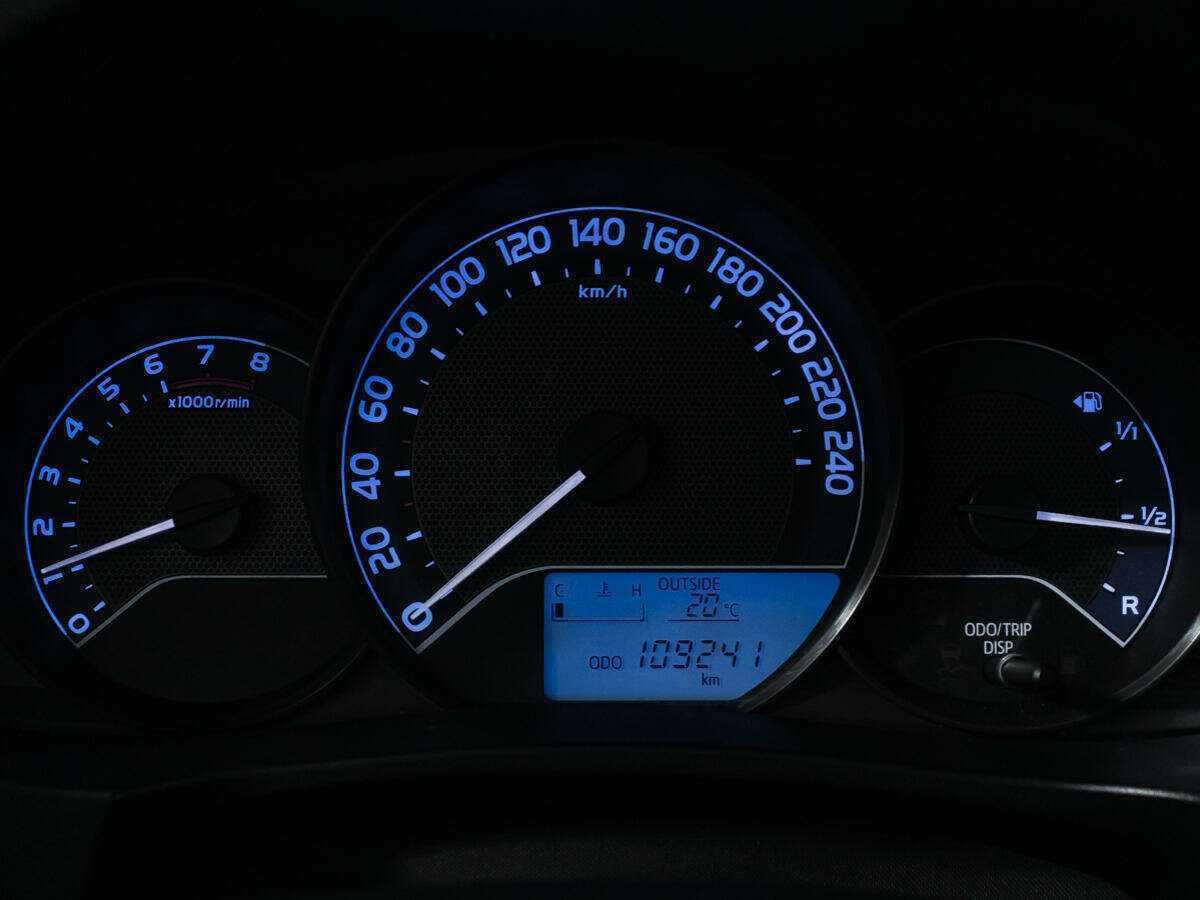 Toyota Corolla 2015 года с пробегом. Фото: #11