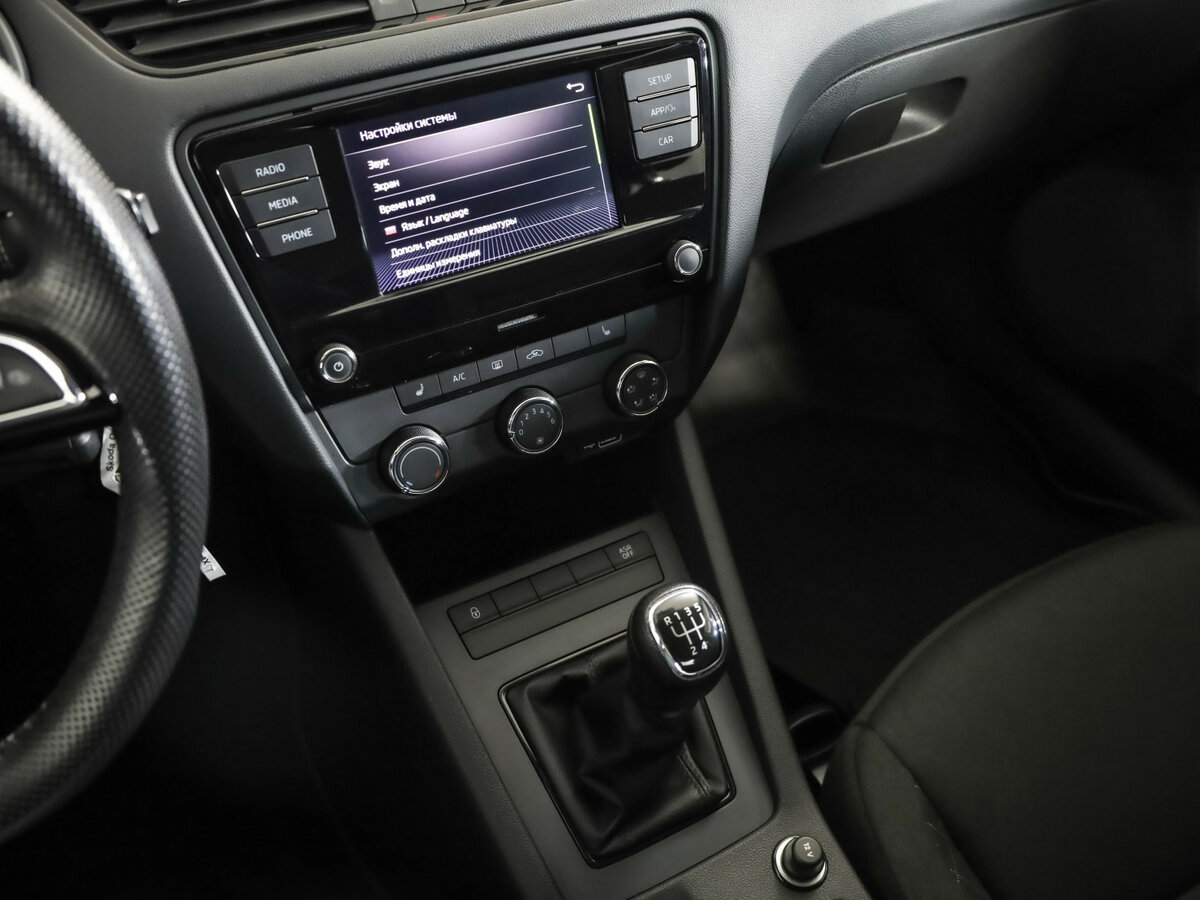 Skoda Octavia 2019 года с пробегом. Фото: #16