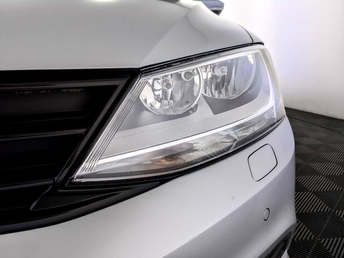 Volkswagen Jetta 2016 года с пробегом. Фото: #16