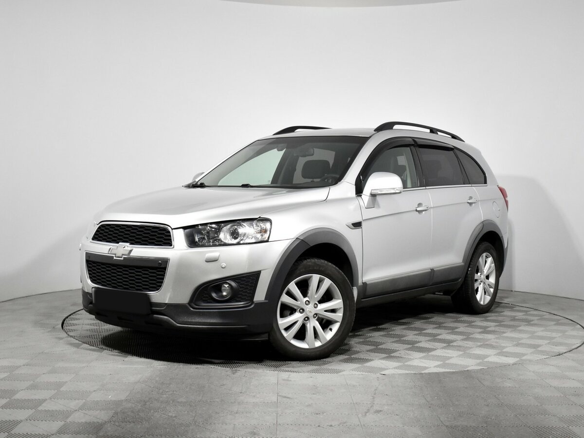 Chevrolet Captiva 2013 года с пробегом. Посмотреть фото