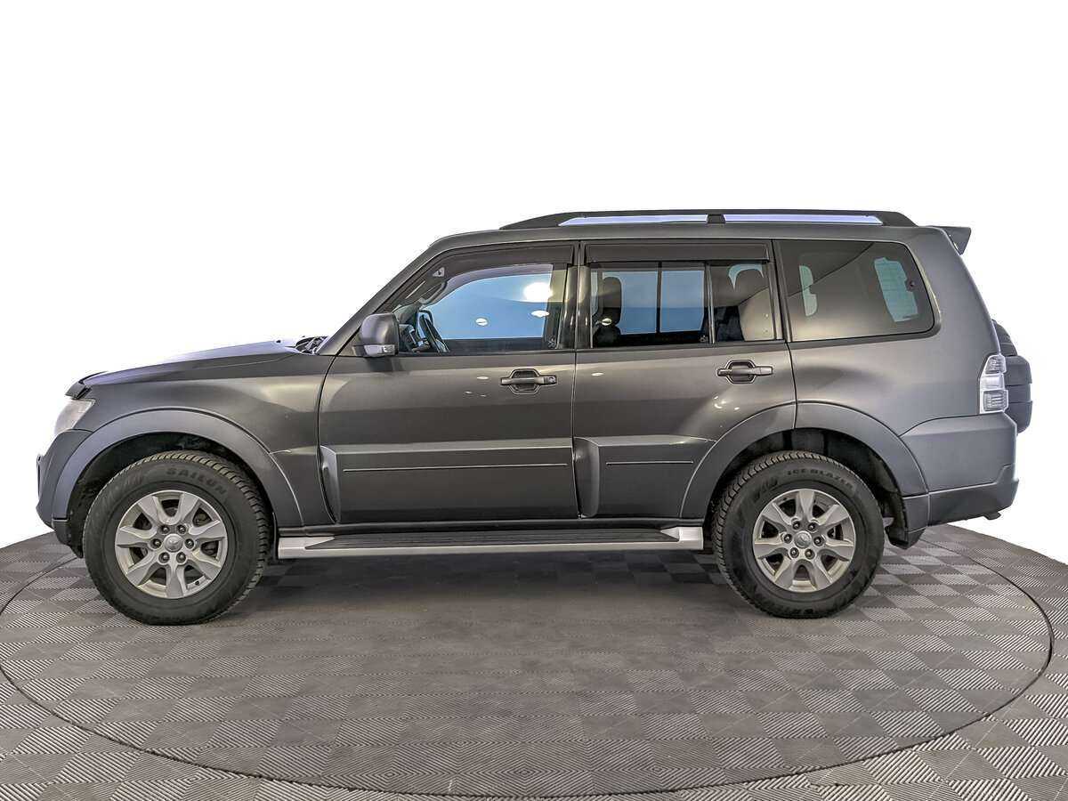Mitsubishi Pajero 2013 года с пробегом. Фото: #7