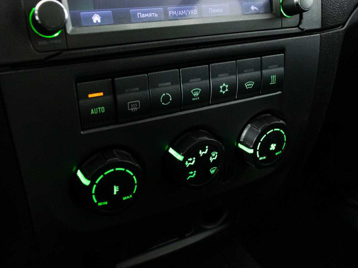 УАЗ Patriot 2015 года с пробегом. Фото: #11