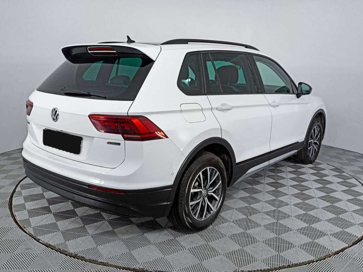 Volkswagen Tiguan 2019 года с пробегом. Фото: #4