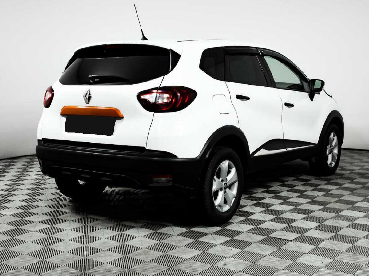 Renault Kaptur 2018 года с пробегом. Фото: #4
