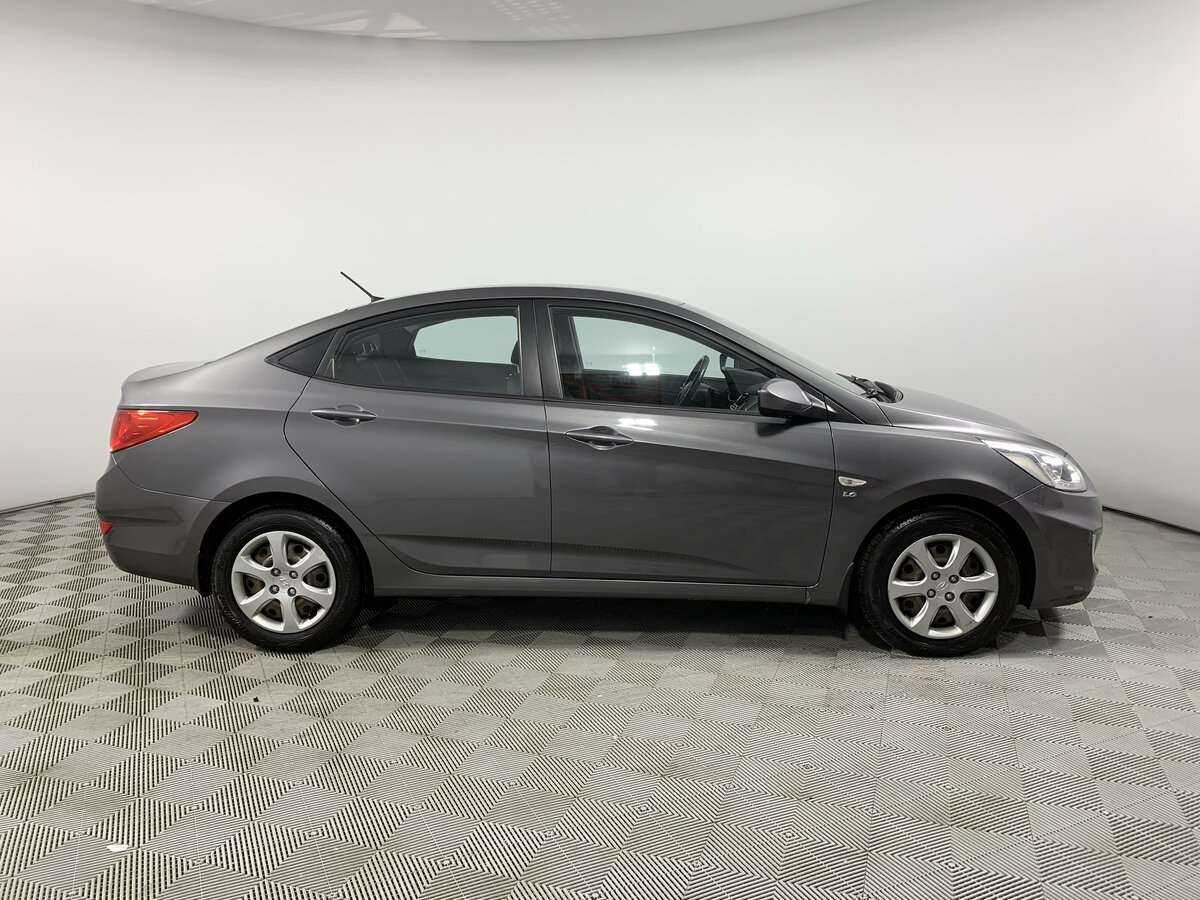 Hyundai Solaris 2013 года с пробегом. Фото: #3