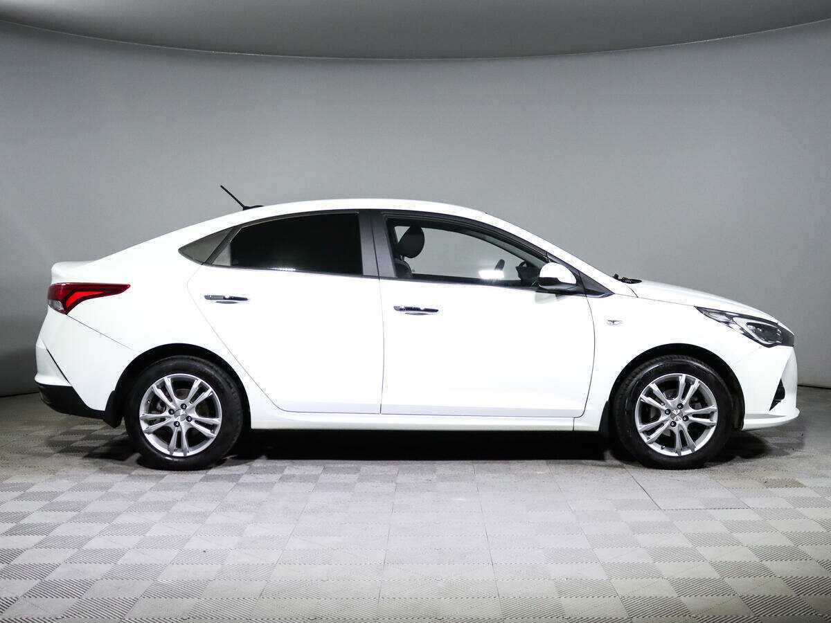 Hyundai Solaris 2020 года с пробегом. Фото: #3