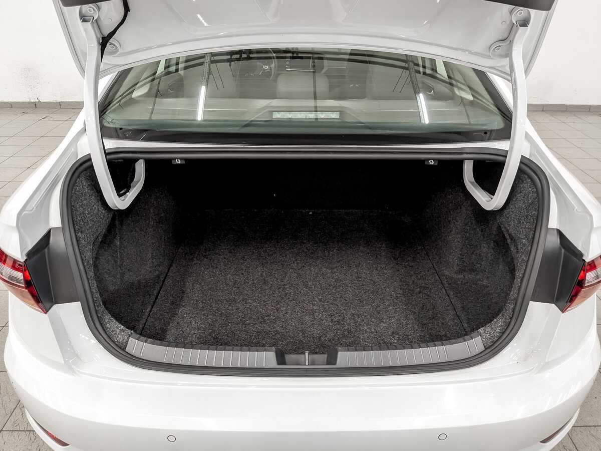 Volkswagen Jetta 2020 года с пробегом. Фото: #9