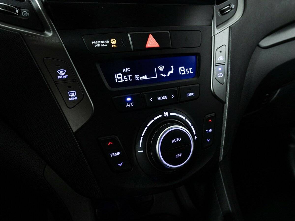 Hyundai Santa Fe 2018 года с пробегом. Фото: #16