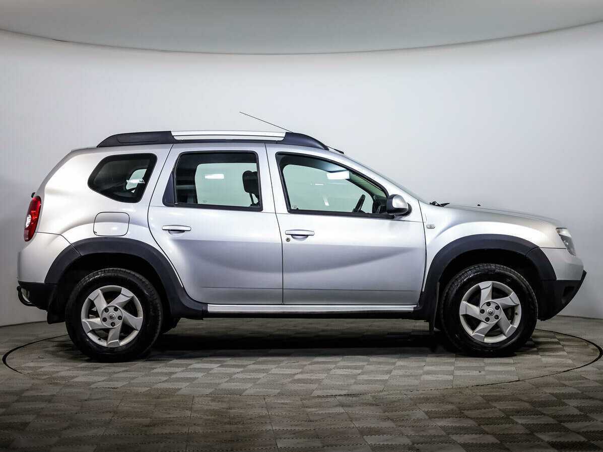 Renault Duster 2013 года с пробегом. Фото: #2