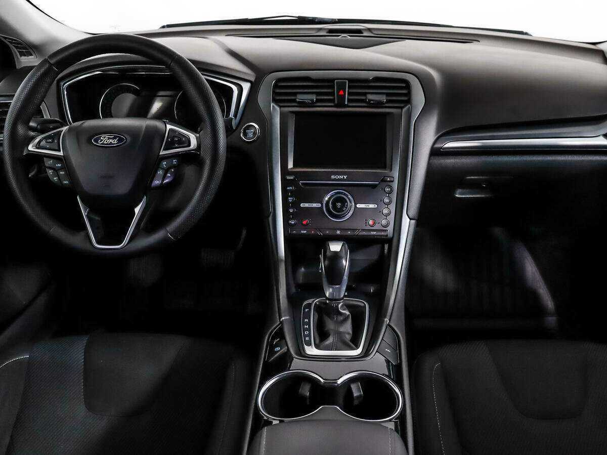 Ford Mondeo 2015 года с пробегом. Фото: #12