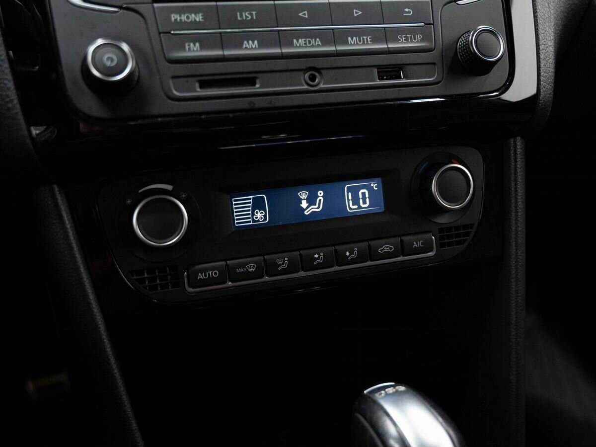 Volkswagen Polo 2016 года с пробегом. Фото: #17