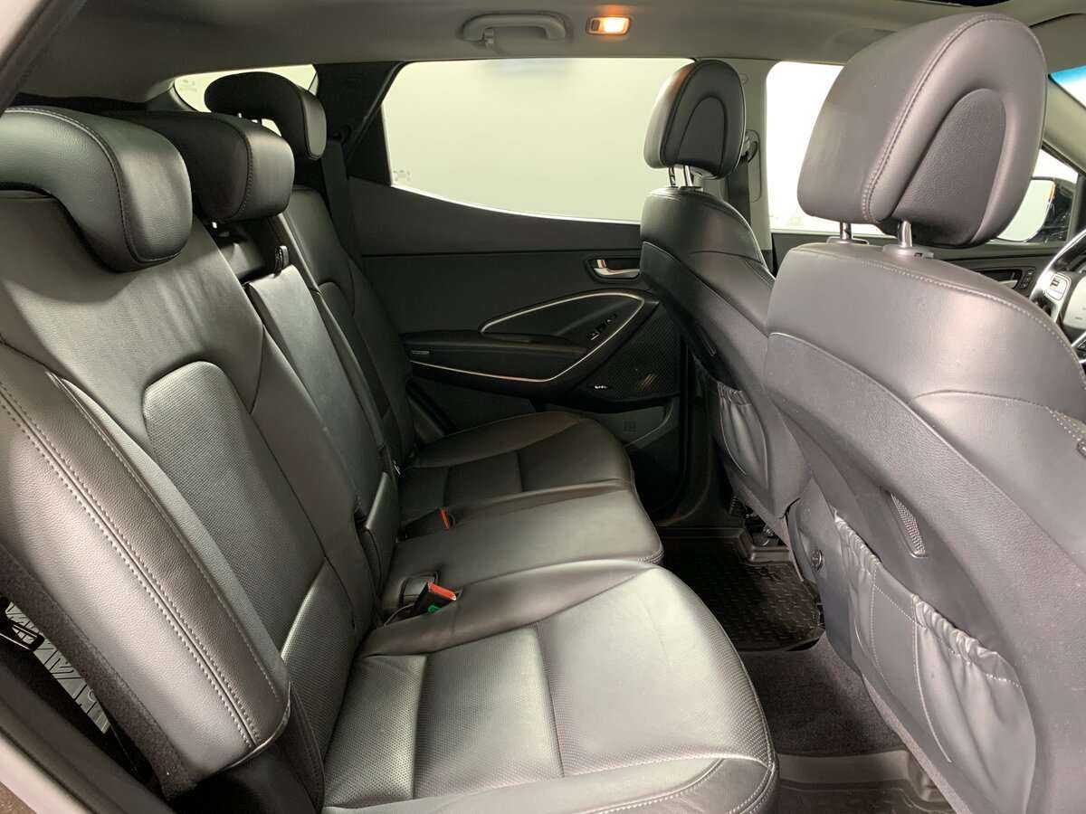 Hyundai Santa Fe 2017 года с пробегом. Фото: #14
