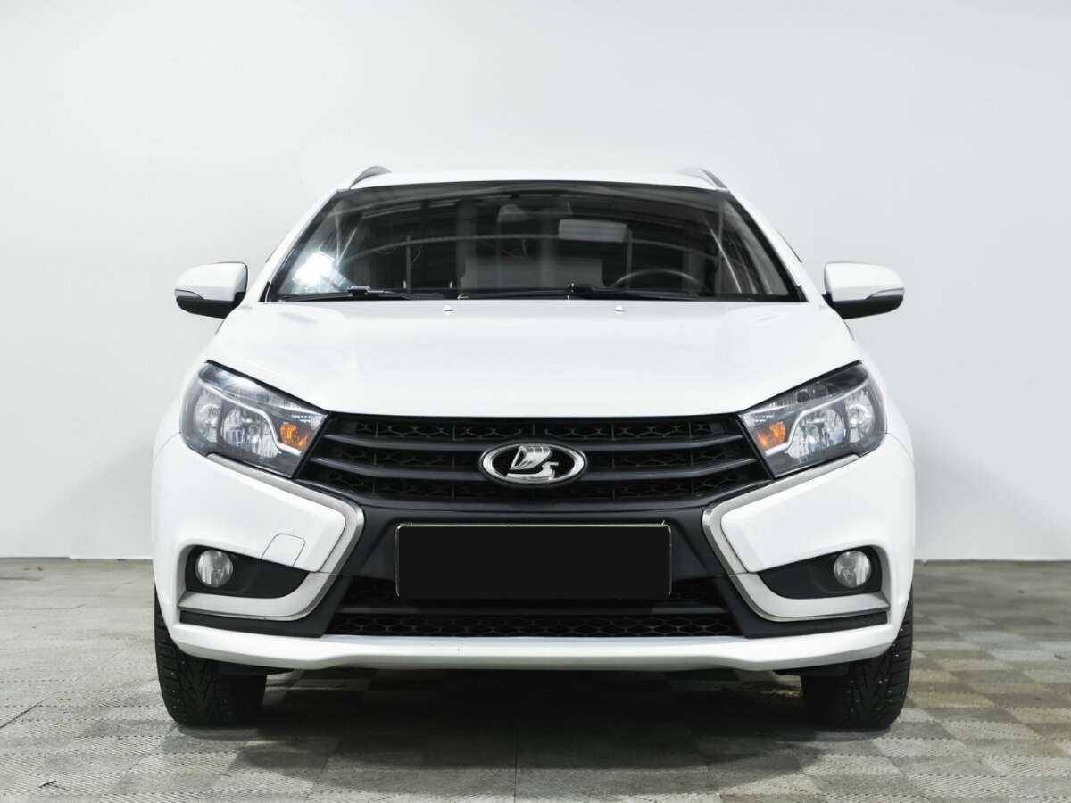 Lada (ВАЗ) Vesta 2020 года с пробегом. Фото: #1