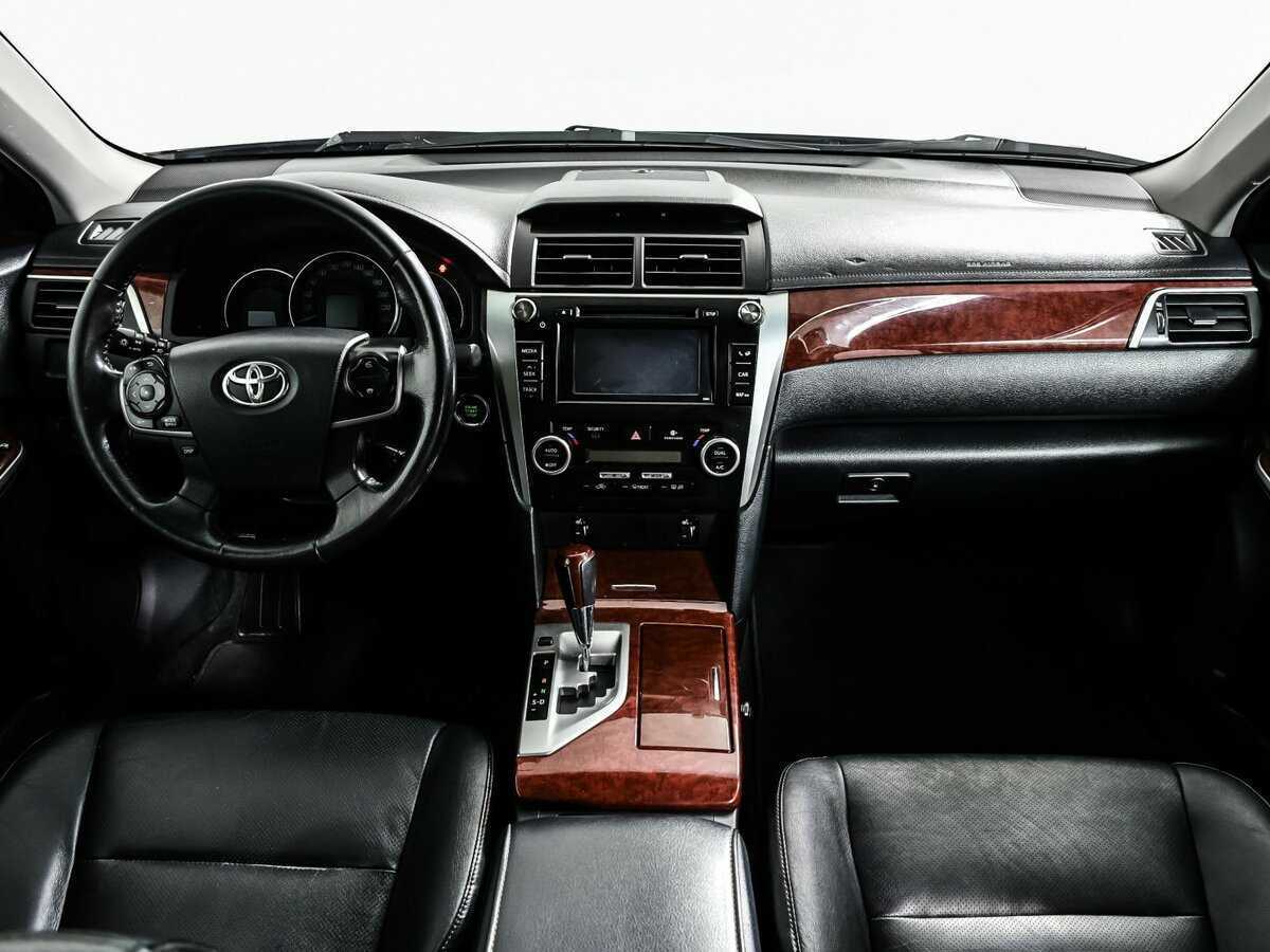 Toyota Camry 2014 года с пробегом. Фото: #10