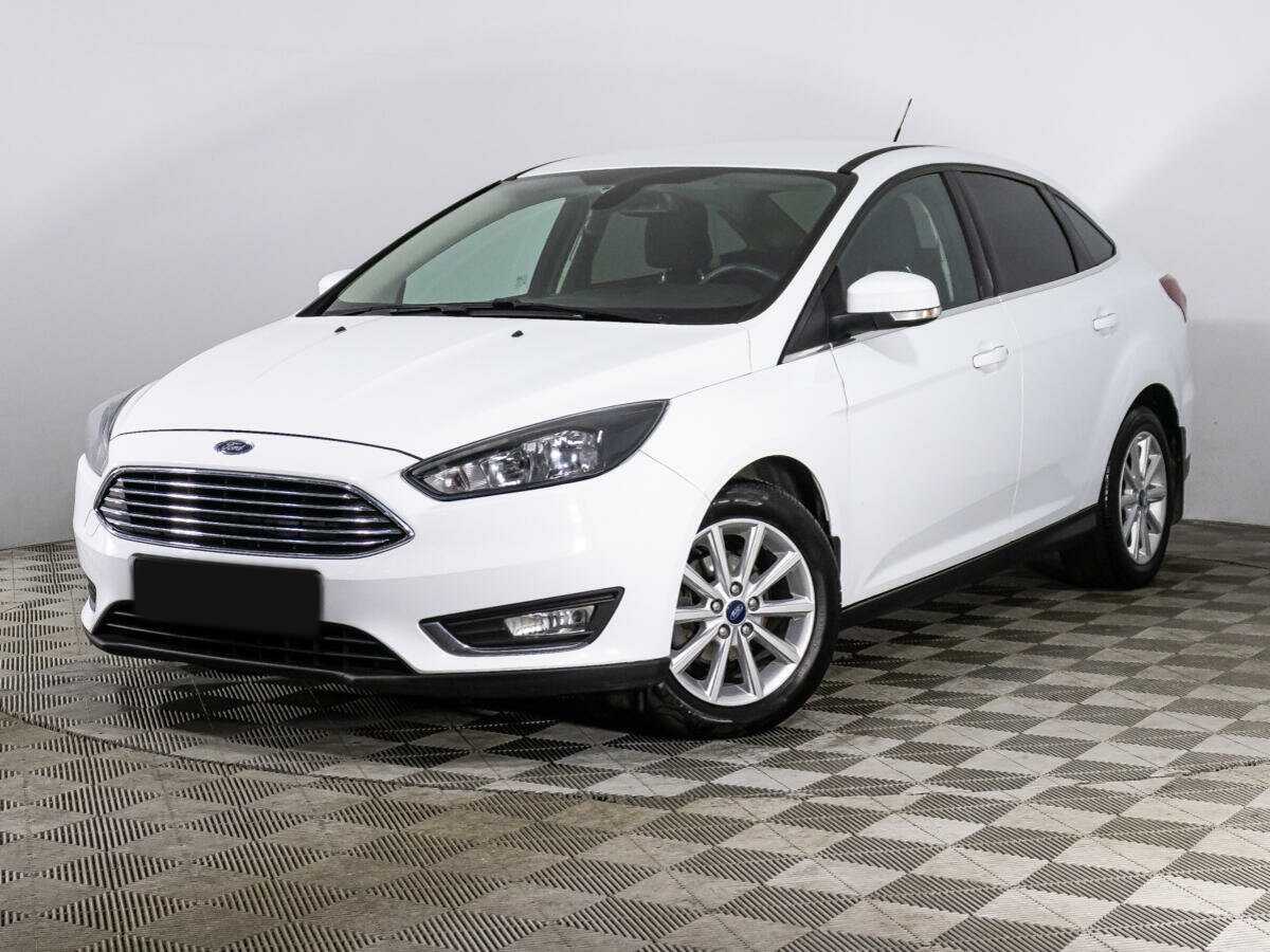 Ford Focus 2017 года с пробегом. Посмотреть фото