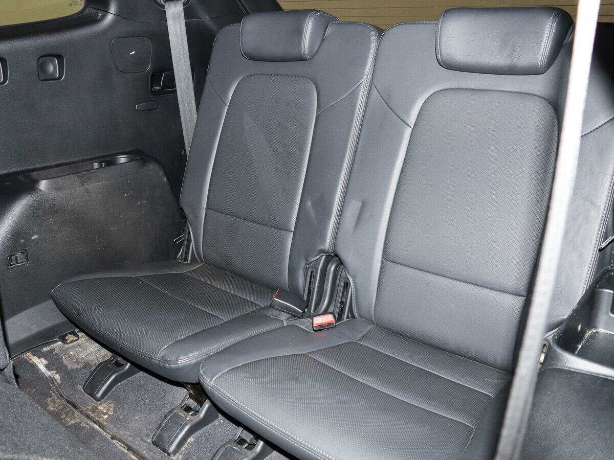 Hyundai Santa Fe 2015 года с пробегом. Фото: #6