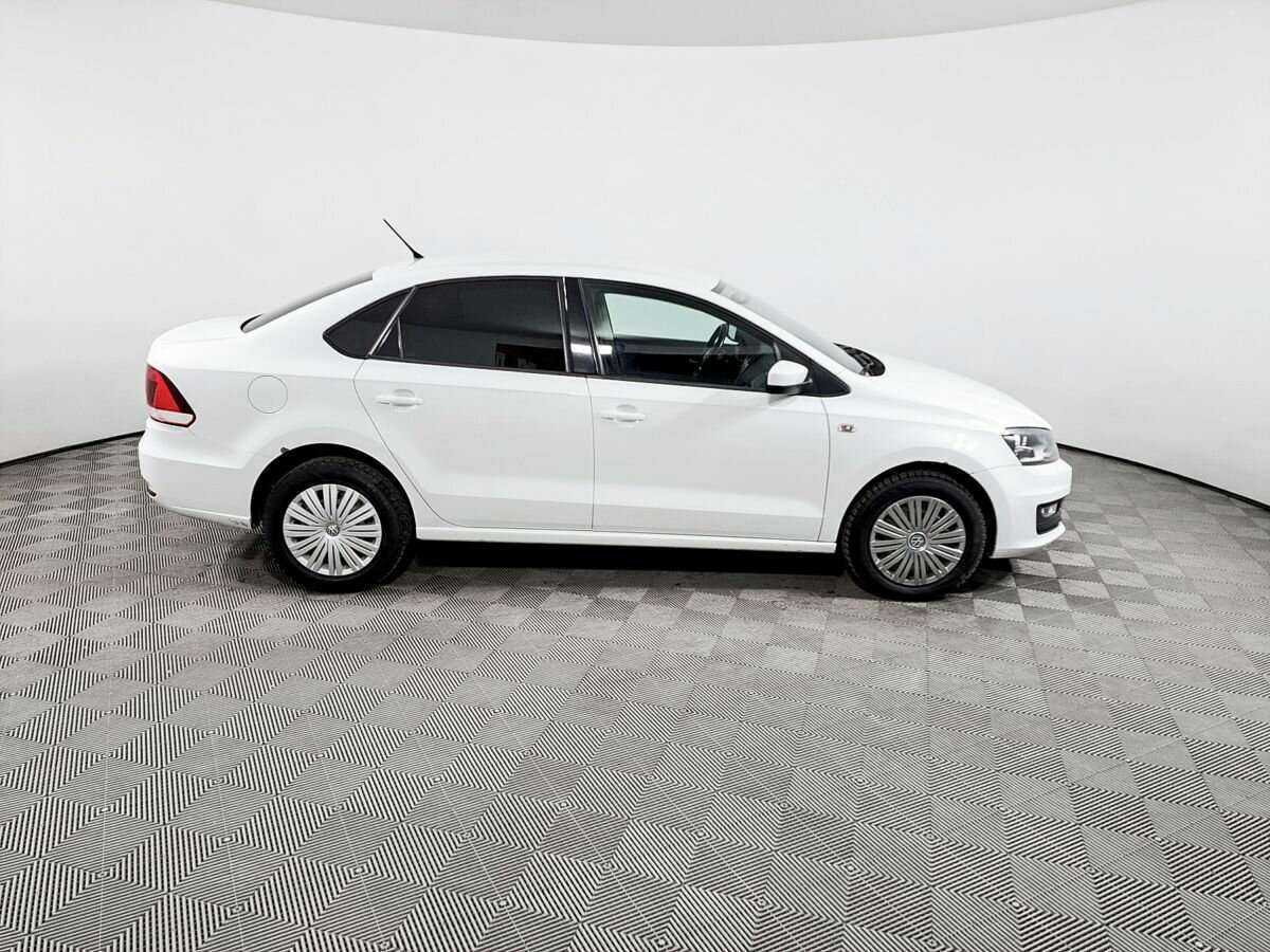 Volkswagen Polo 2015 года с пробегом. Фото: #3