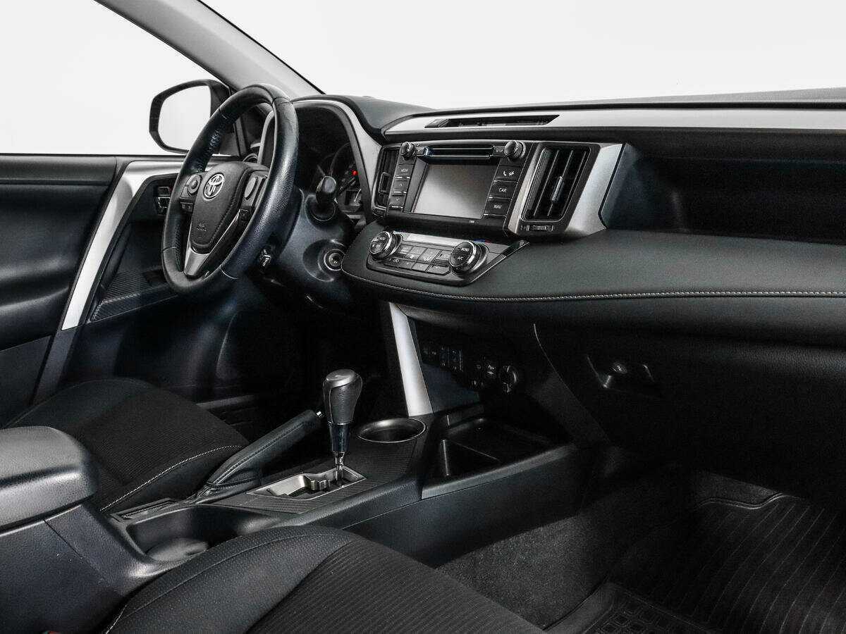 Toyota RAV4 2013 года с пробегом. Фото: #10