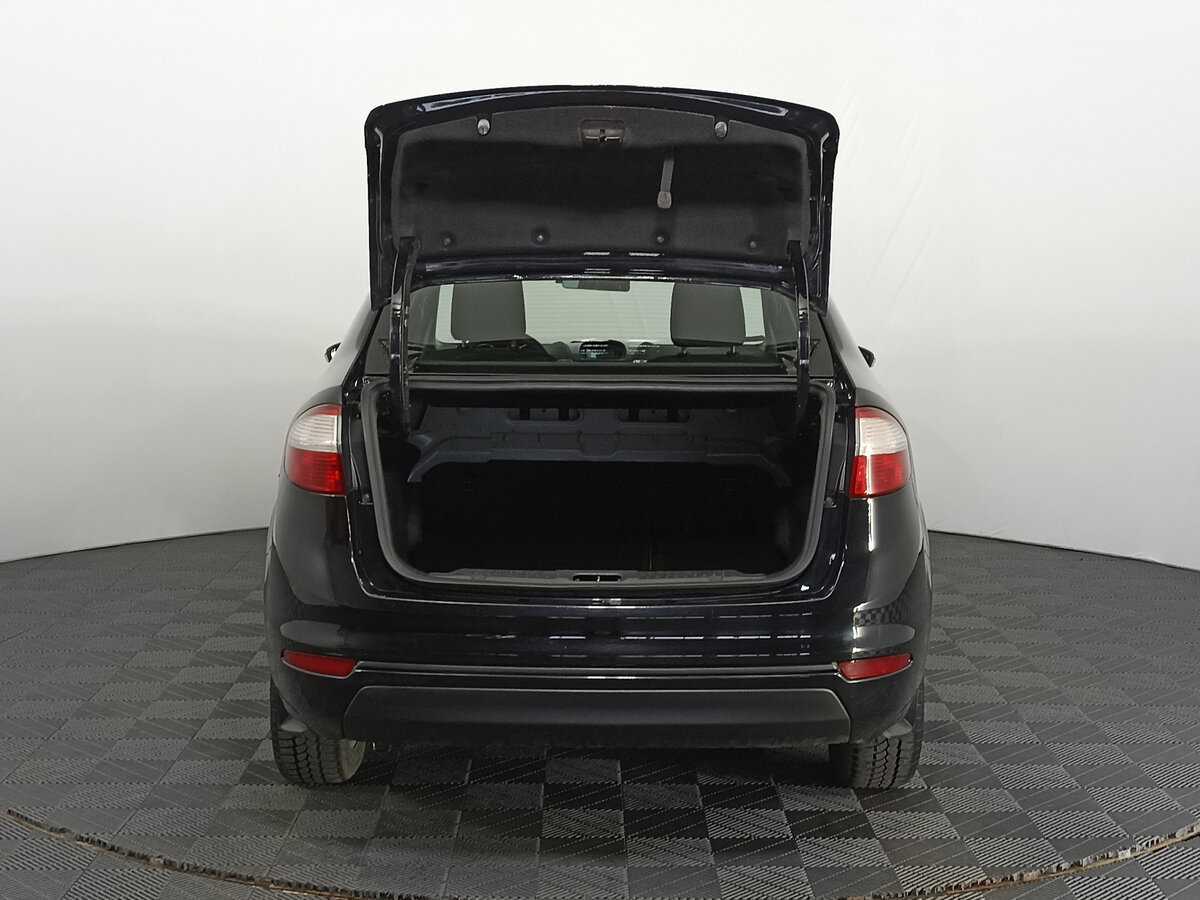 Ford Fiesta 2015 года с пробегом. Фото: #9