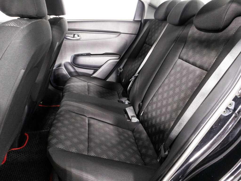 Kia Rio 2018 года с пробегом. Фото: #9