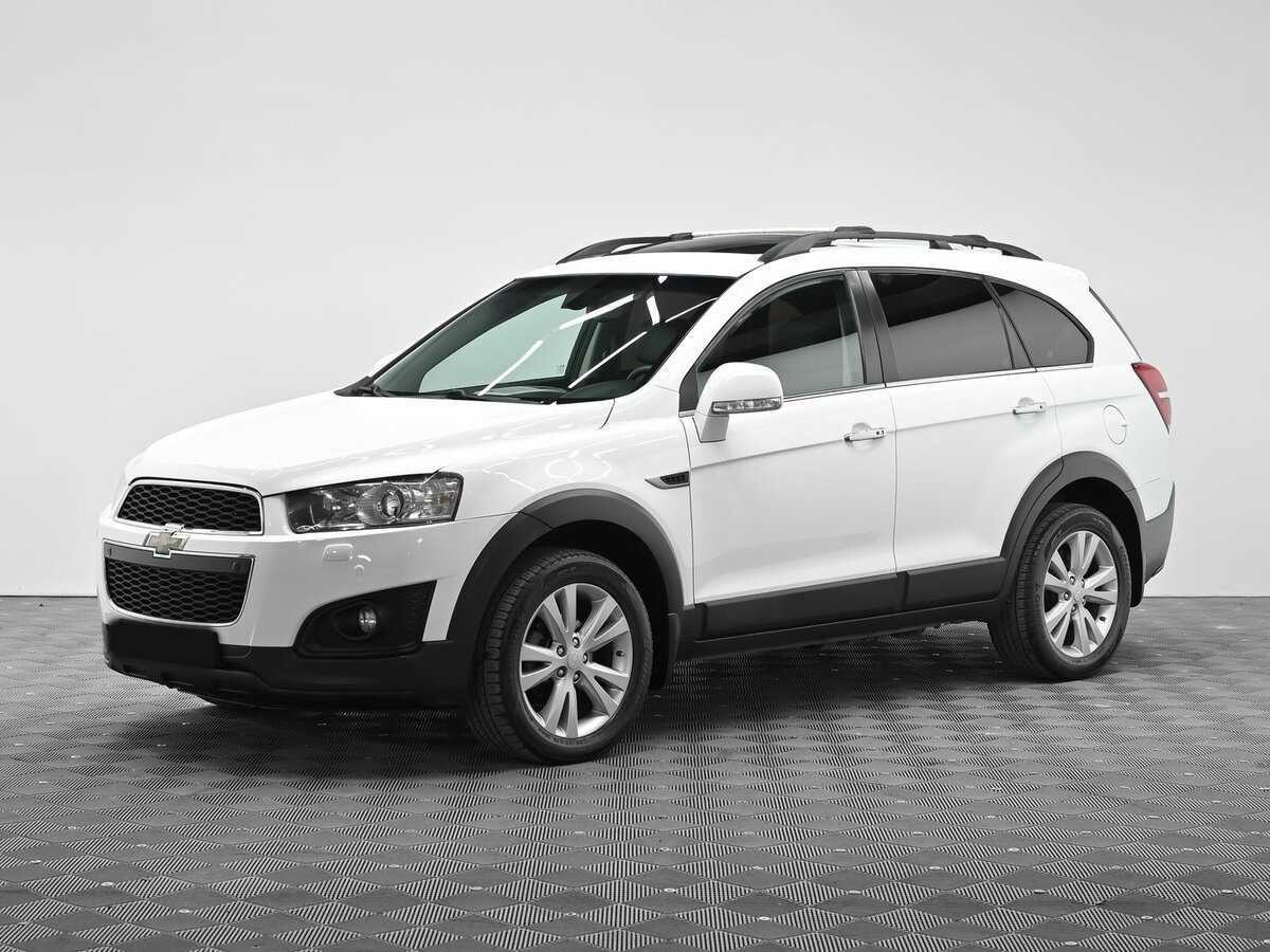 Chevrolet Captiva 2015 года с пробегом. Посмотреть фото