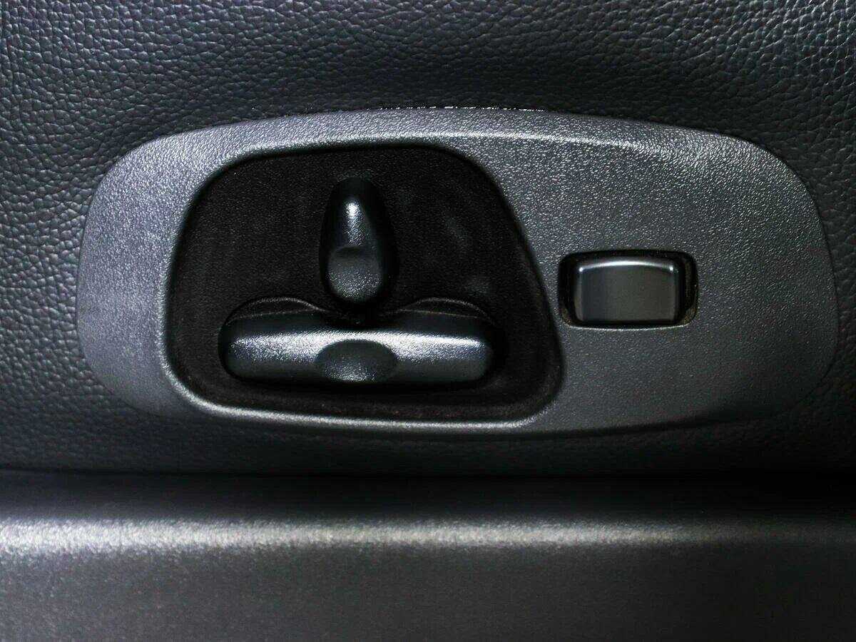 Mitsubishi Pajero 2013 года с пробегом. Фото: #14