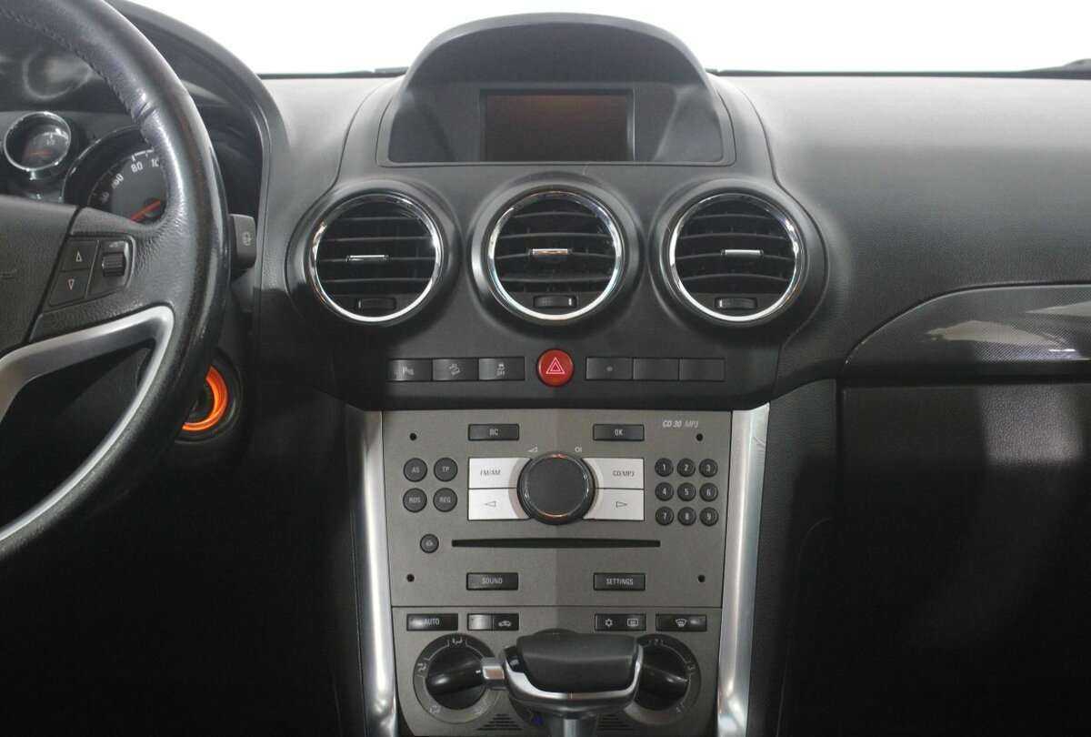 Opel Antara 2013 года с пробегом. Фото: #10