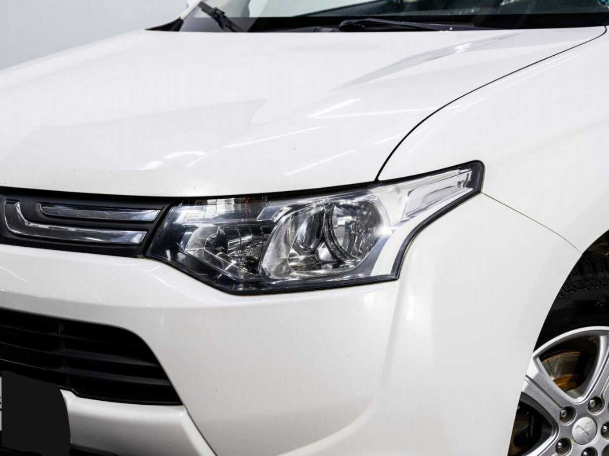 Mitsubishi Outlander 2012 года с пробегом. Фото: #6