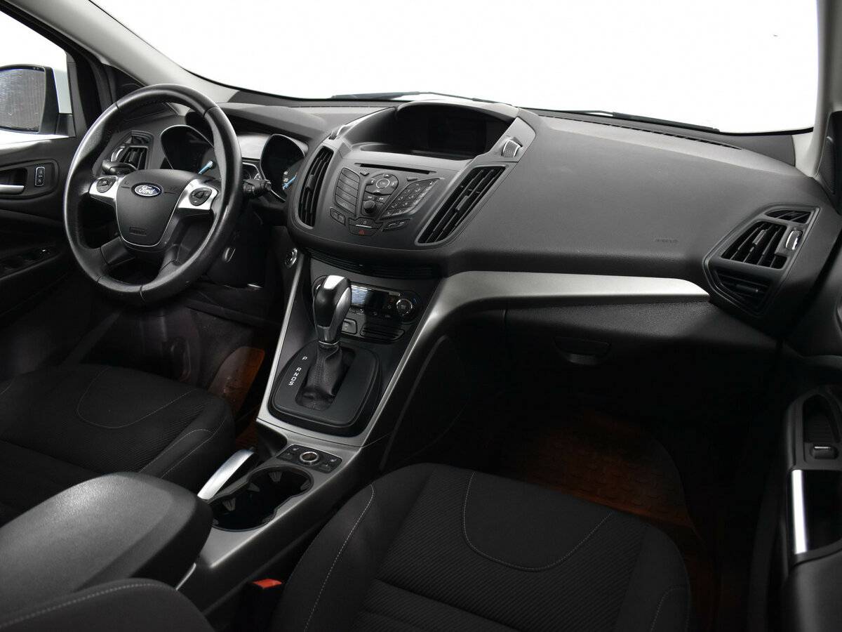 Ford Kuga 2014 года с пробегом. Фото: #9