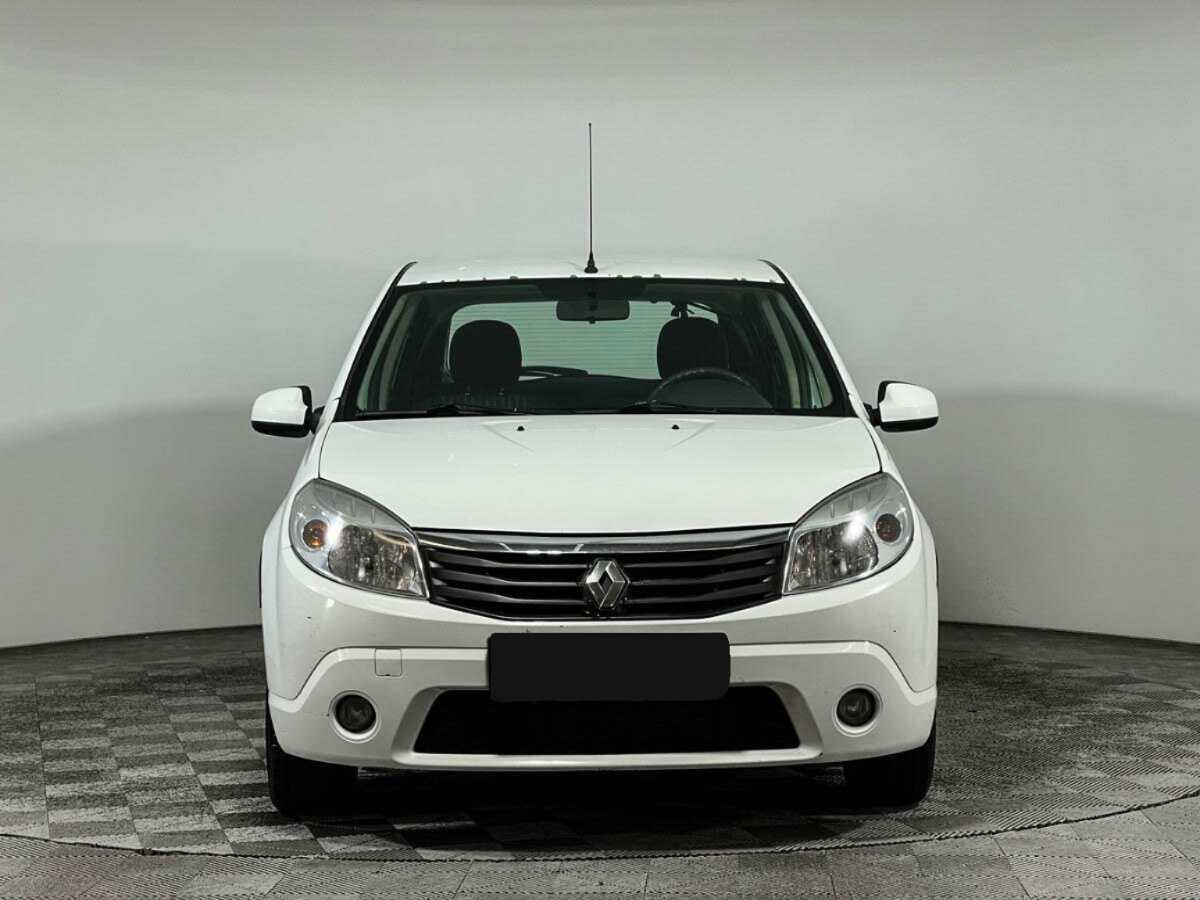 Renault Sandero 2013 года с пробегом. Фото: #1