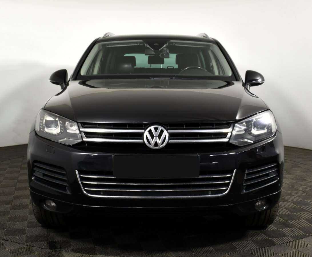 Volkswagen Touareg 2012 года с пробегом. Фото: #1