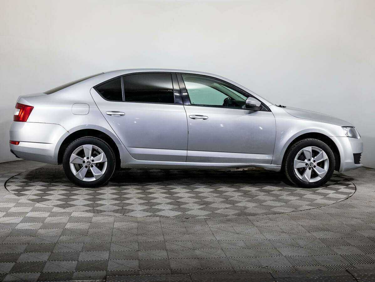 Skoda Octavia 2015 года с пробегом. Фото: #3