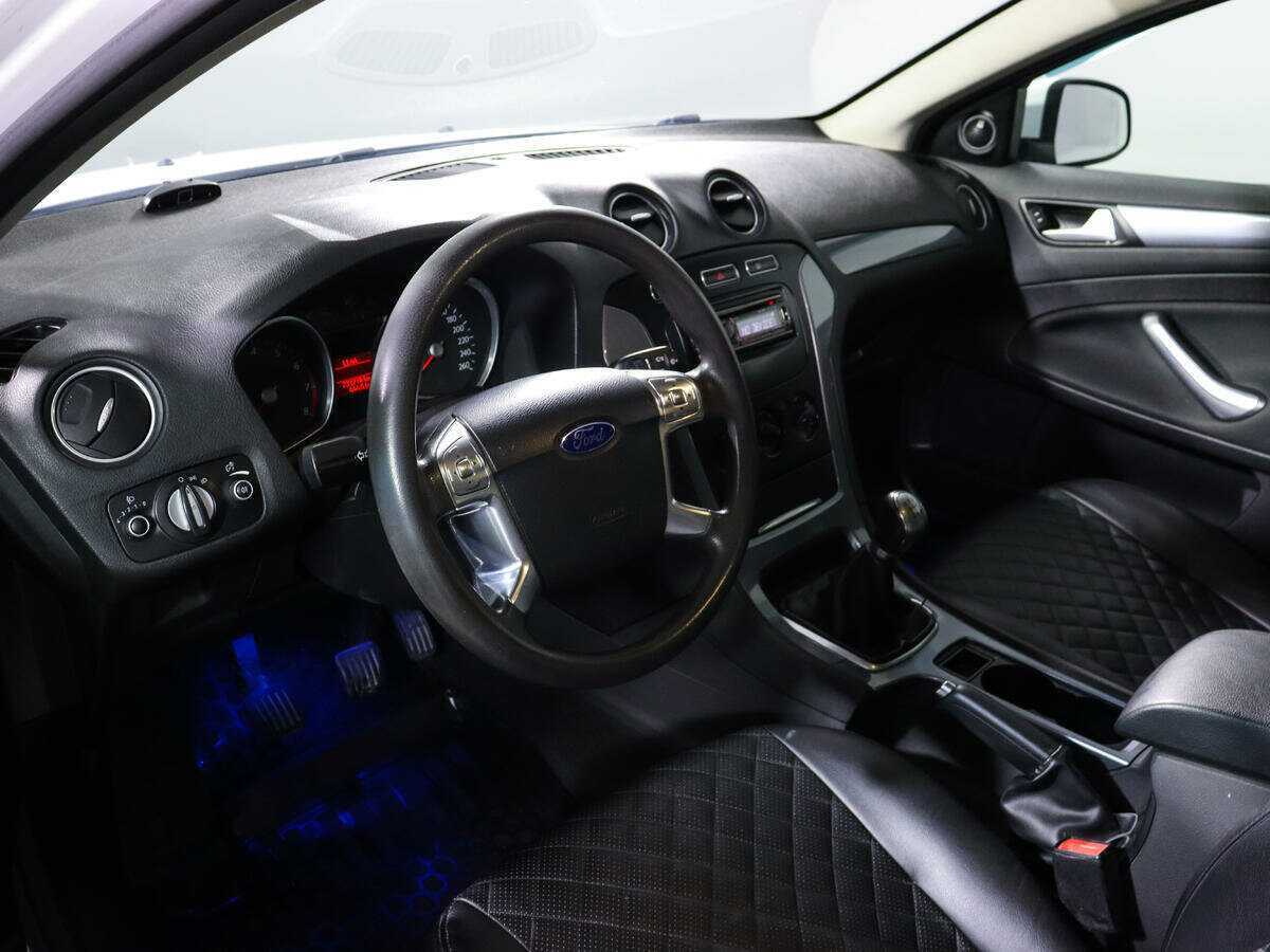 Ford Mondeo 2012 года с пробегом. Фото: #11