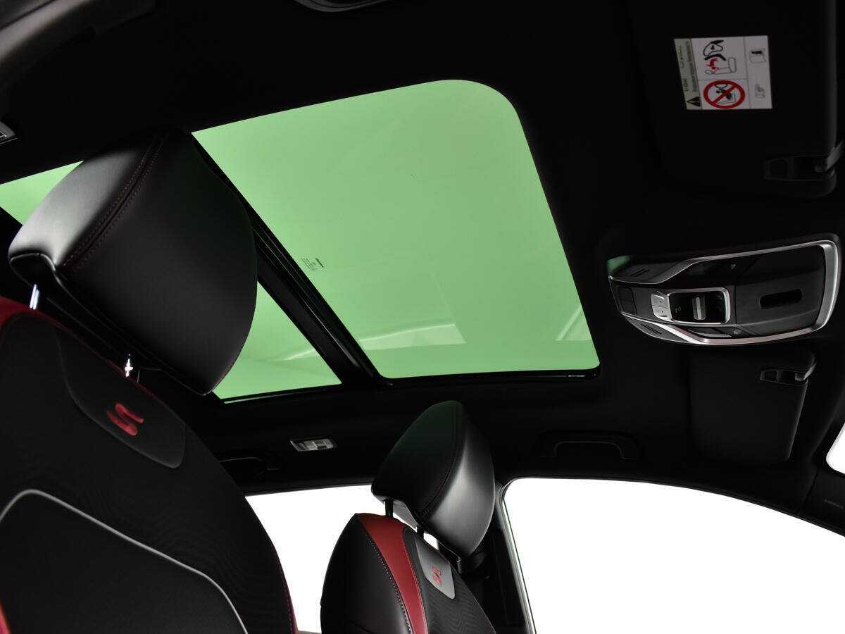 Geely Coolray 2022 года с пробегом. Фото: #12