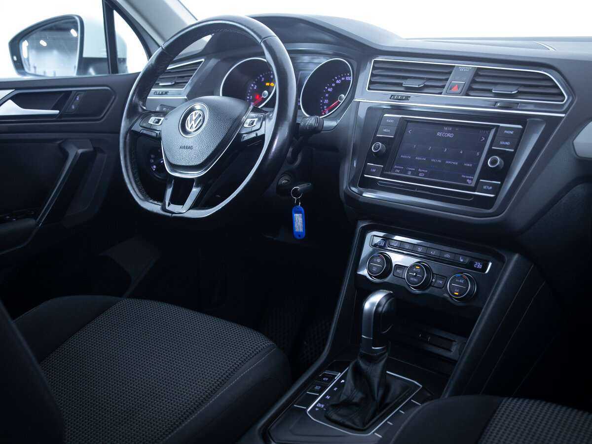 Volkswagen Tiguan 2018 года с пробегом. Фото: #10