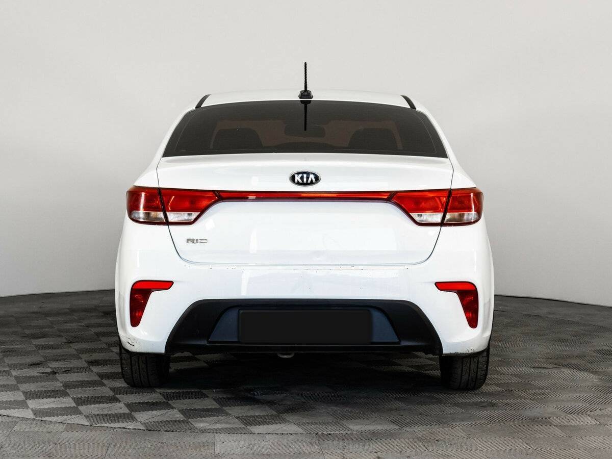 Kia Rio 2017 года с пробегом. Фото: #4