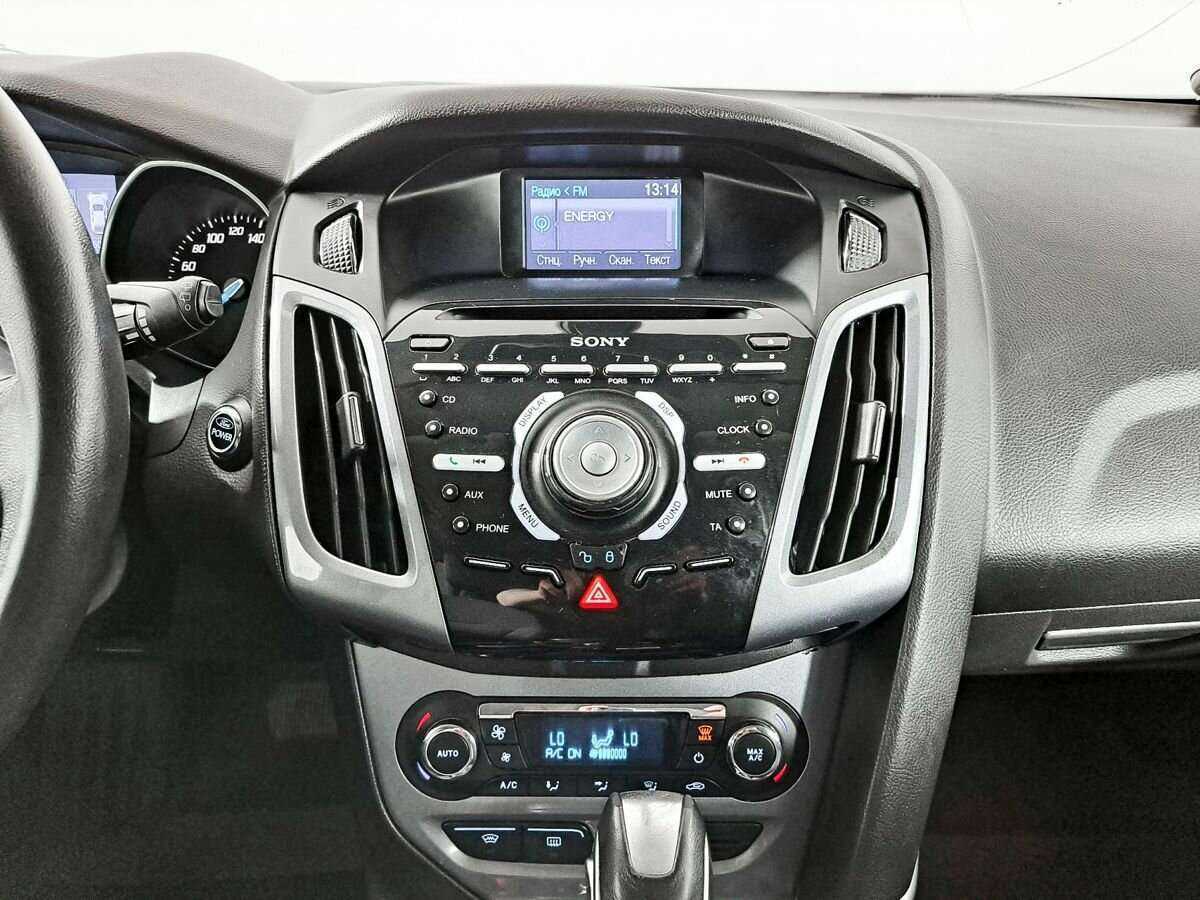 Ford Focus 2012 года с пробегом. Фото: #12