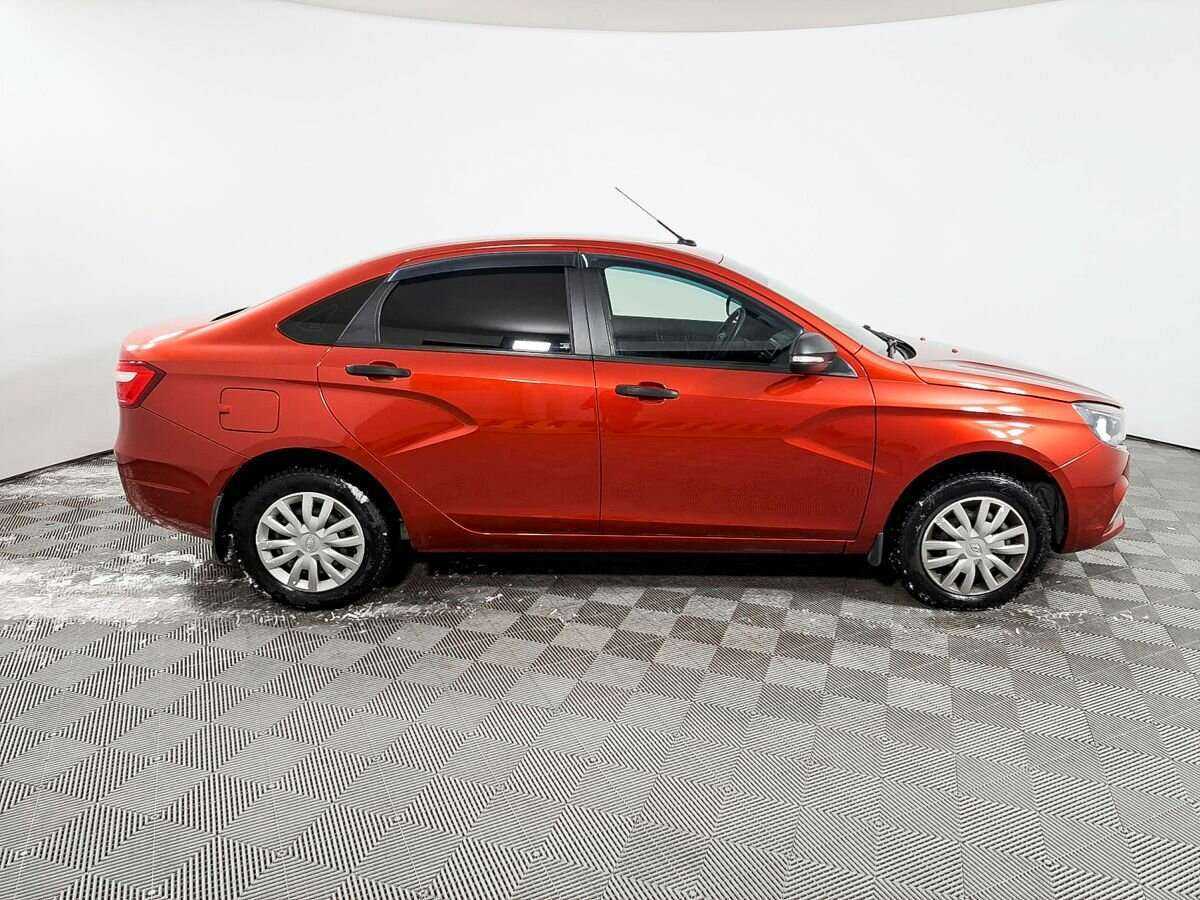 Lada (ВАЗ) Vesta 2016 года с пробегом. Фото: #3