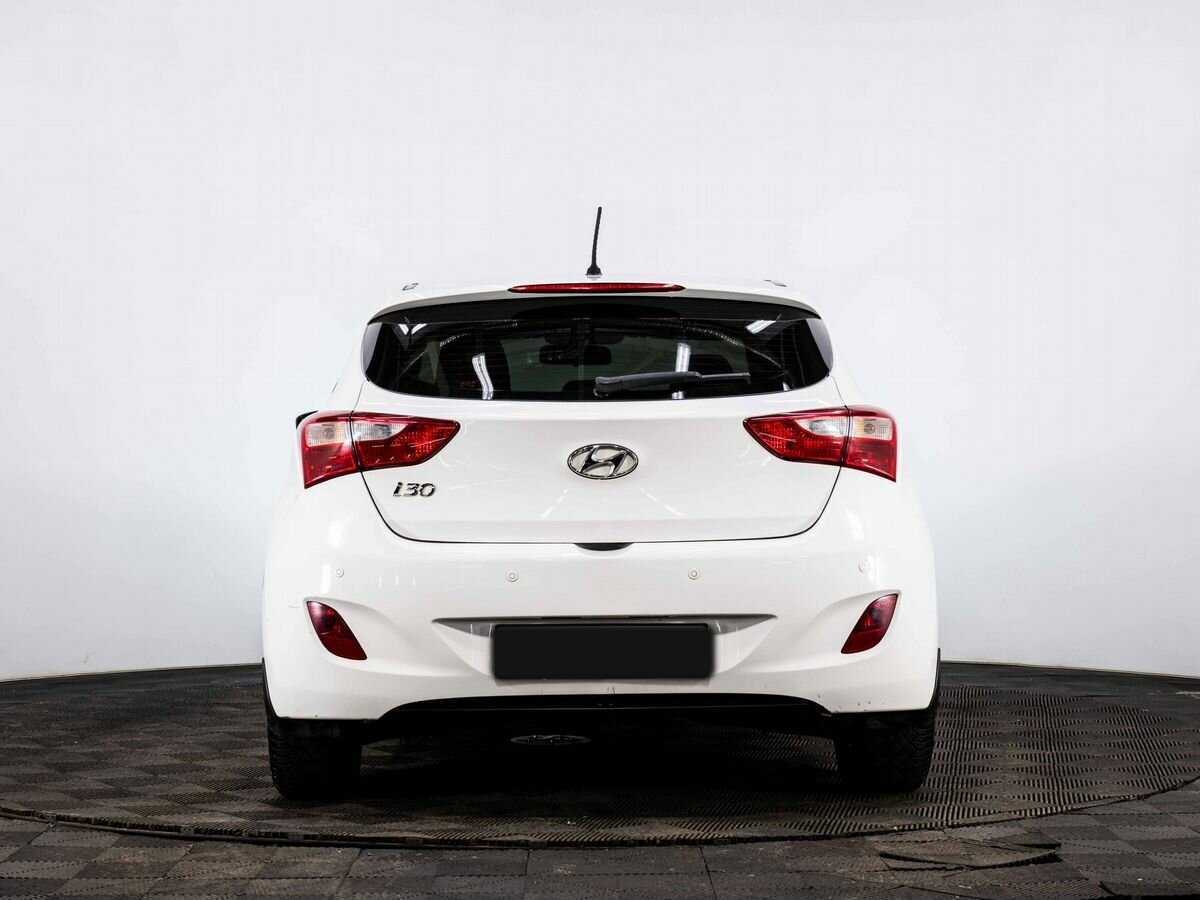 Hyundai i30 2013 года с пробегом. Фото: #4